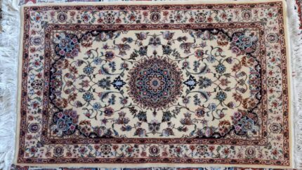 Nain carpet